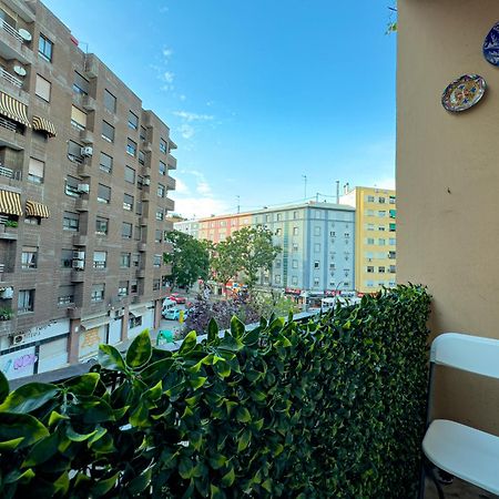 Rooms In Valencia Great Location In Shared Apartment Exterior foto